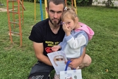 Tēva diena Sarkangalvītes laukumā – svētki, kas silda sirdi