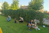 Grupas "Sarkangalvīte" bērni svin tēvu dienu