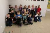 Zinātkārie ,,Pūcēnu” grupas bērni apmeklē Saldus muzeju
