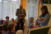 Deputāti viesojas "Pasaciņā"